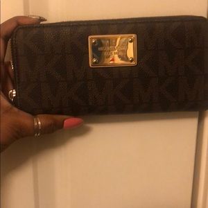 Michael Kors logo wallet